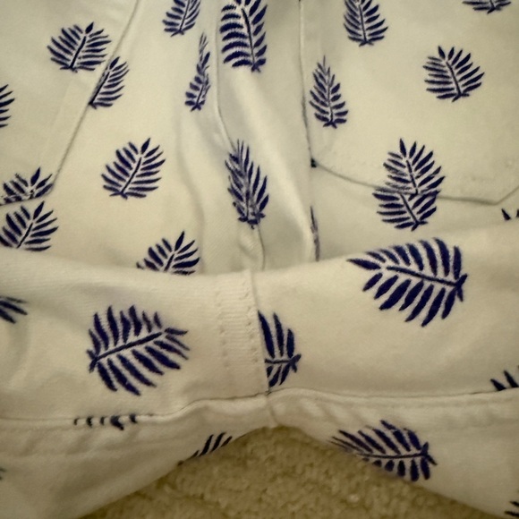 Vineyard Vines Jeans - Picture 8 of 8